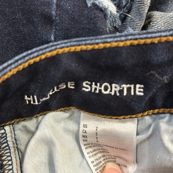 American Eagle Hi-Rise Shortie 360 Super Stretch Ripped 2 - Picture 4 of 8